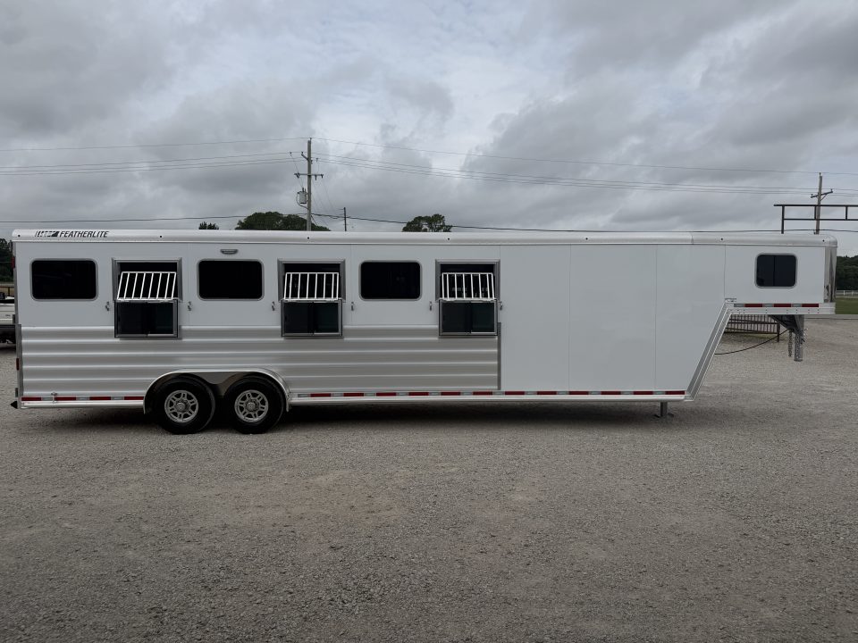 New 2026 Featherlite 6 Horse Gooseneck Horse Trailer