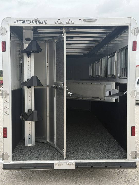 New 2026 Featherlite 6 Horse Gooseneck Horse Trailer
