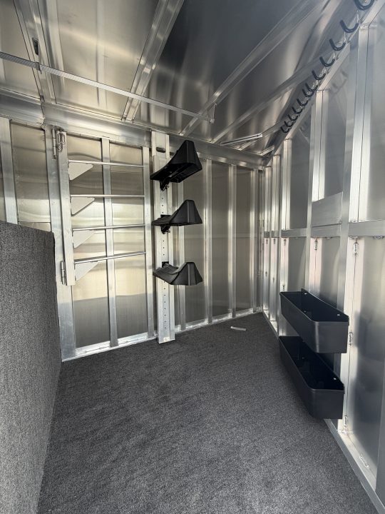 New 2026 Featherlite 6 Horse Gooseneck Horse Trailer