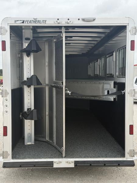 New 2026 Featherlite 6 Horse Gooseneck Horse Trailer