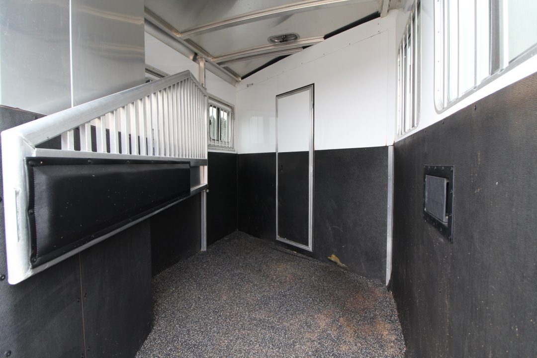Used 2022 Exiss Escape 7210 - 10 ft short wall LQ - 2 Horse Trailer