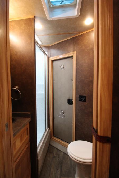 Used 2022 Exiss Escape 7210 - 10 ft short wall LQ - 2 Horse Trailer