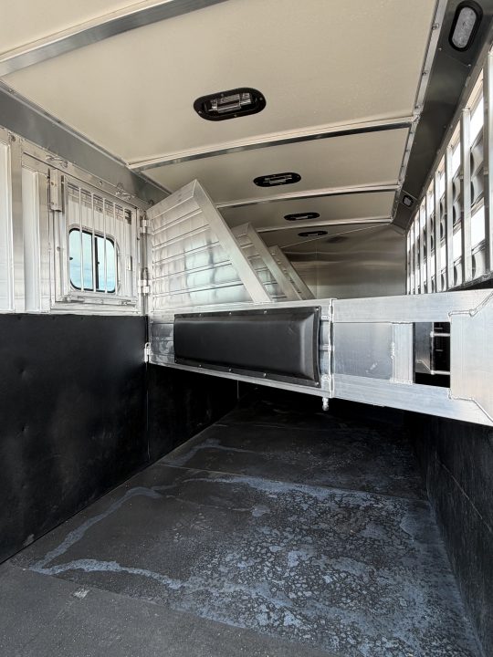 New 2027 Hart Trailer SOLUTION Horse Trailer