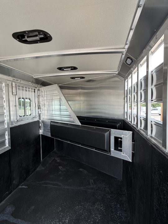 New 2027 Hart Trailer SOLUTION Horse Trailer