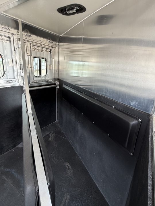 New 2027 Hart Trailer SOLUTION Horse Trailer