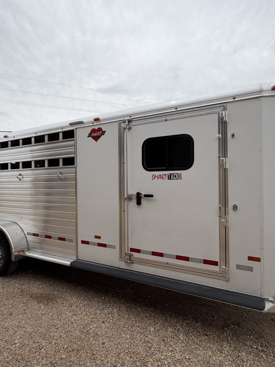 New 2027 Hart Trailer SOLUTION Horse Trailer