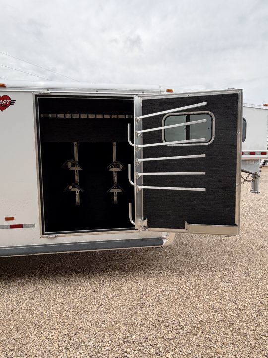 New 2027 Hart Trailer SOLUTION Horse Trailer