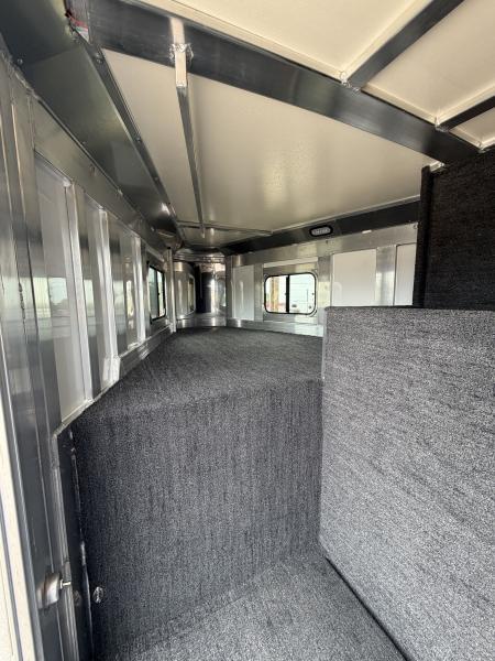 New 2027 Hart Trailer SOLUTION Horse Trailer