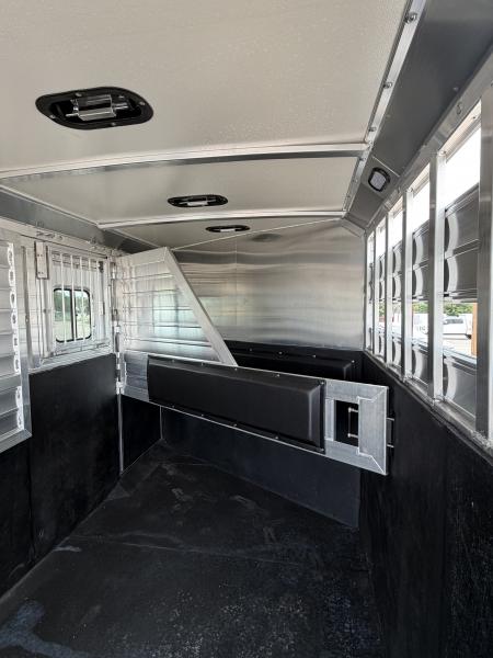 New 2027 Hart Trailer SOLUTION Horse Trailer