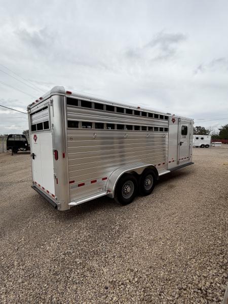 New 2027 Hart Trailer SOLUTION Horse Trailer
