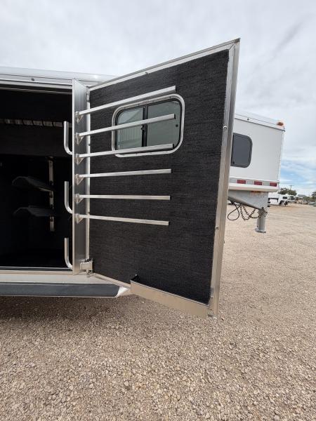 New 2027 Hart Trailer SOLUTION Horse Trailer