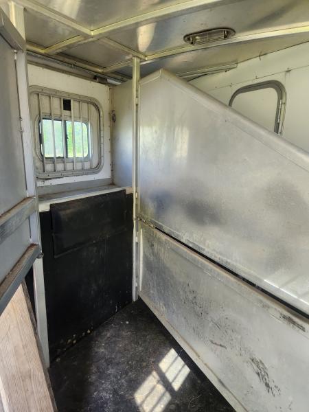 Used 2003 Exiss Trailers SS314 LQ 3 Horse Horse Trailer