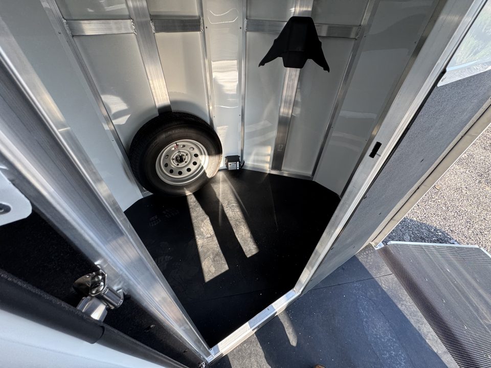 New 2026 Bar-M Trailers SS-21-SR Horse Trailer