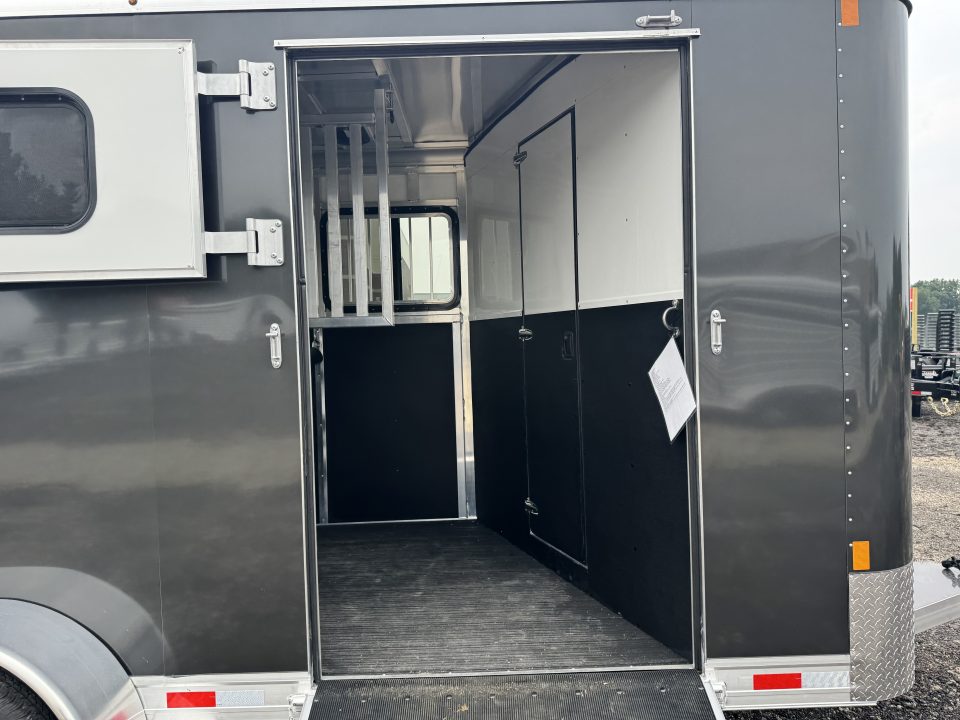 New 2026 Bar-M Trailers SS-21-SR Horse Trailer