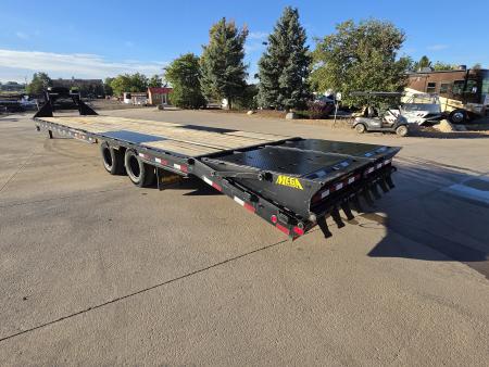 Used 2021 BIG TEX 25GN-40D5A Flatbed Trailer