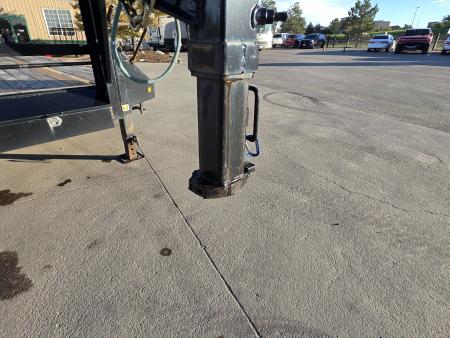 Used 2021 BIG TEX 25GN-40D5A Flatbed Trailer