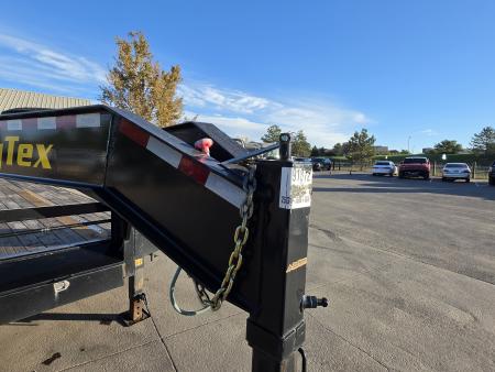 Used 2021 BIG TEX 25GN-40D5A Flatbed Trailer
