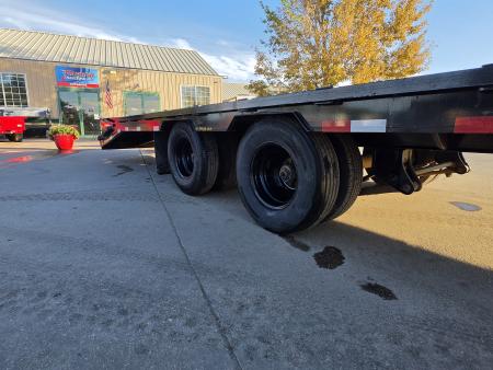 Used 2021 BIG TEX 25GN-40D5A Flatbed Trailer