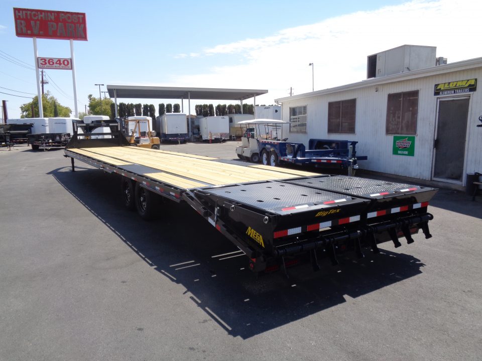 New 2027 Big Tex Trailer * 14GN-40D5A * 40ft Single Wheel Tandem Axle Gooseneck Trailer W/ Mega Ramps