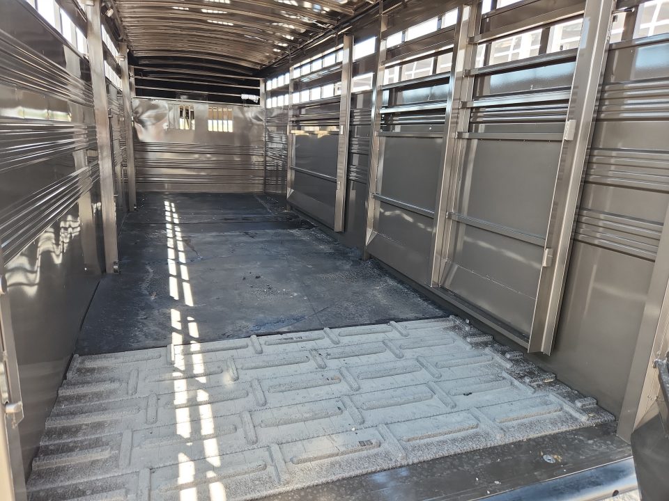 New 2026 Titan Trailer STOCK 22' Stock / Stock Combo Trailer