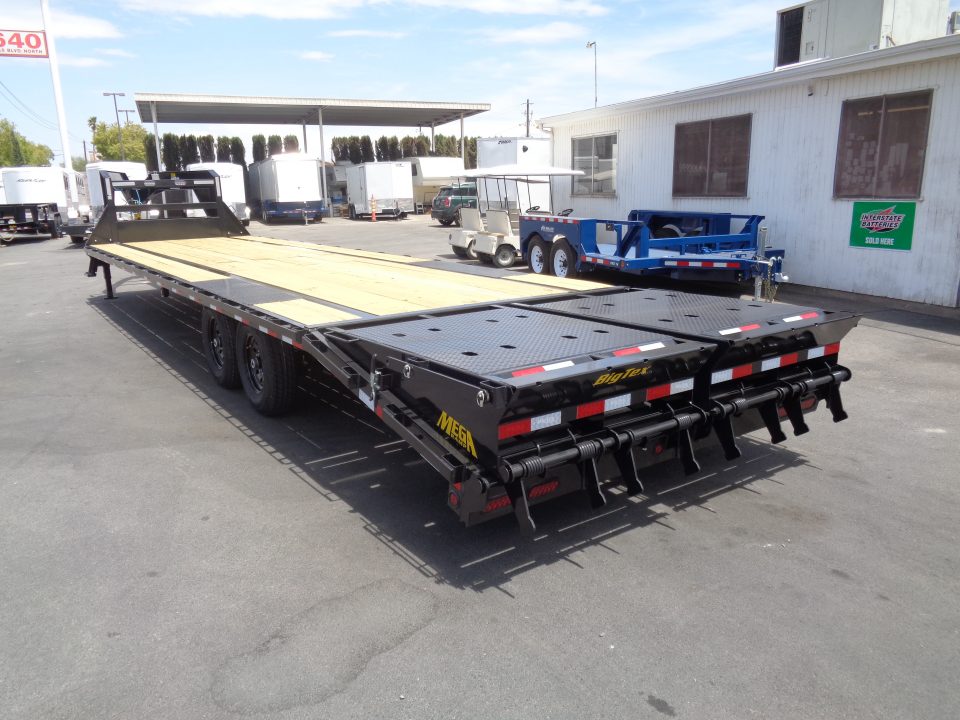 New 2027 Big Tex Trailer * 14GN-33D5A * 33ft Single Wheel Tandem Axle Gooseneck Trailer W/ Mega Ramps