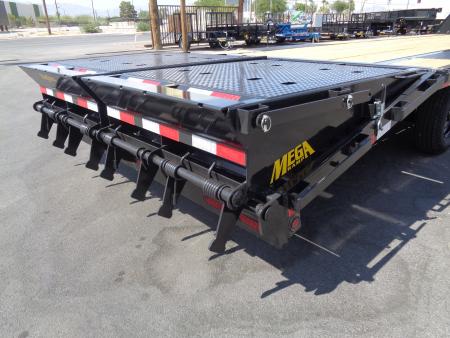 New 2027 Big Tex Trailer * 14GN-30D5A * 30ft Single Wheel Tandem Axle Gooseneck Trailer W/ Mega Ramps