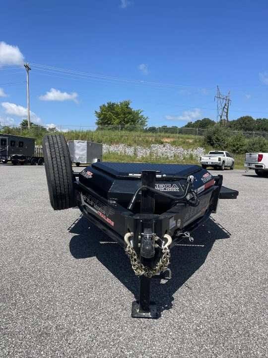 New 2027 Horizon Trailers HET 24'X82" TILT-10K AXLES Equipment Trailer