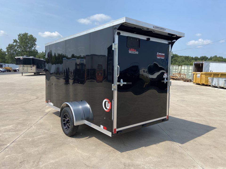 New United UJ-6X12 Enclosed Trailer