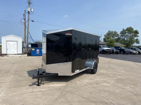New United UJ-6X12 Enclosed Trailer