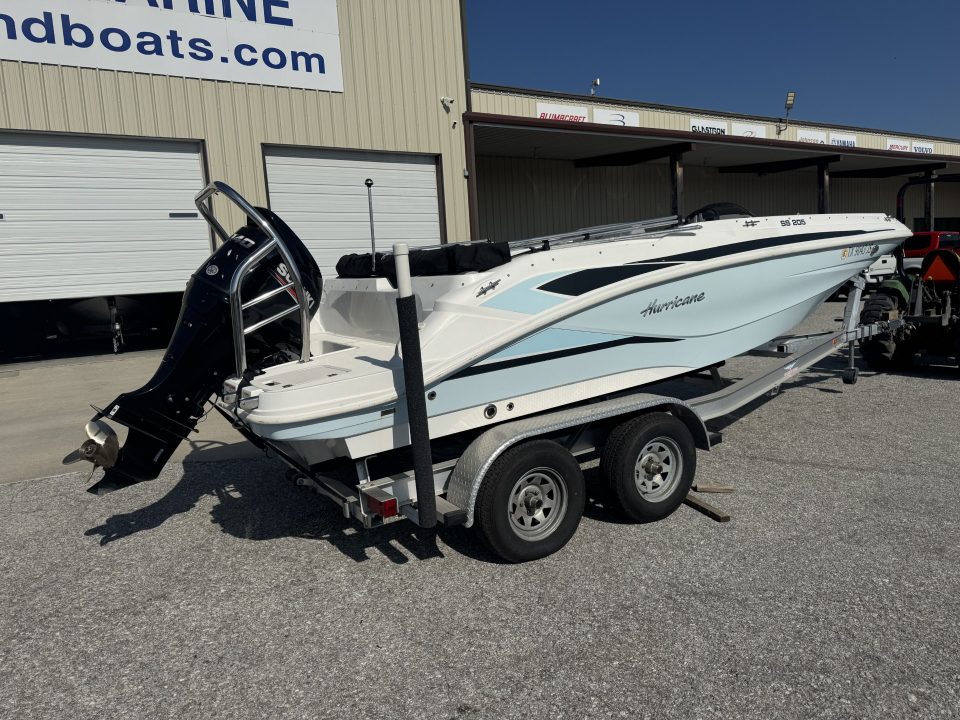Used 2021 Hurricane Boats 205 SS Deck Boat