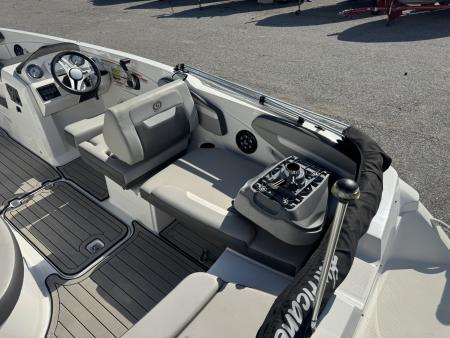 Used 2021 Hurricane Boats 205 SS Deck Boat