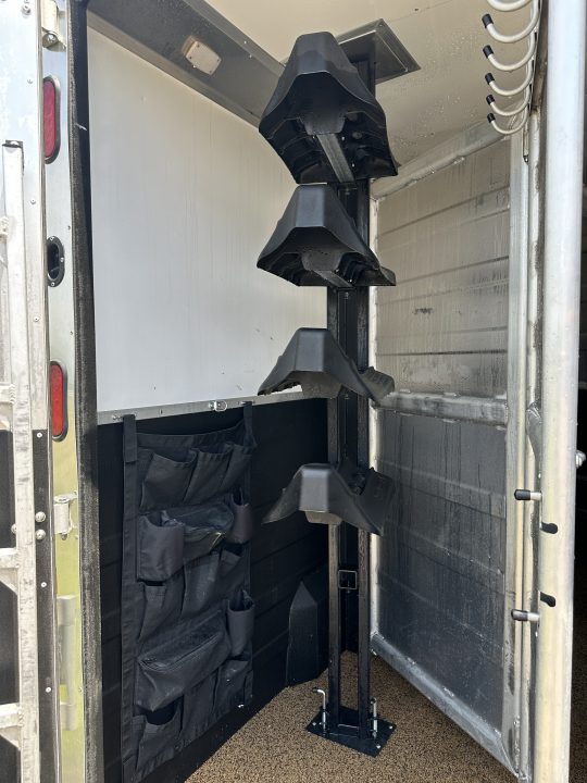 Used 2020 Logan Coach 4H GN RIOT Horse Trailer