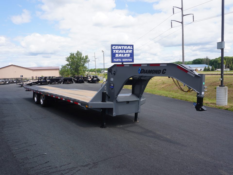 New 2027 Diamond C Trailers FMAX212 32ft Deckover Gooseneck Bodies