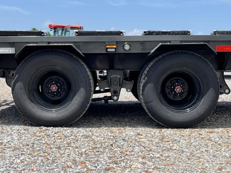 New 2027 MAXXD Gooseneck Flatbed Trailer | 102" x 30' 25K GVWR