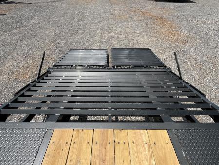 New 2027 MAXXD Gooseneck Flatbed Trailer | 102" x 30' 25K GVWR