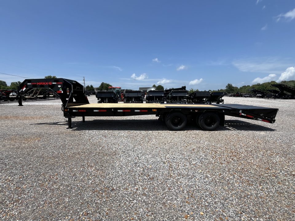 New 2027 MAXXD Gooseneck Flatbed Trailer | 102" x 25' 25K GVWR