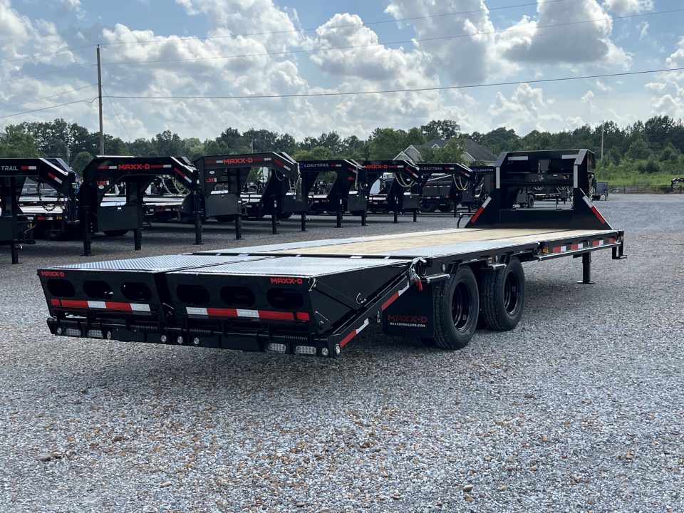 New 2027 MAXX-D 102"X25' 25K Gooseneck Flatbed Trailer