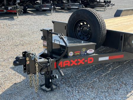 New 2027 MAXXD 83 x22' 14k Equipment Trailer