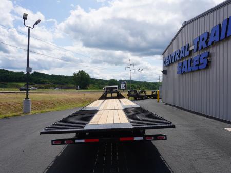 New 2027 Diamond C Trailers Fmax212 40' Gooseneck Deckover Trailer