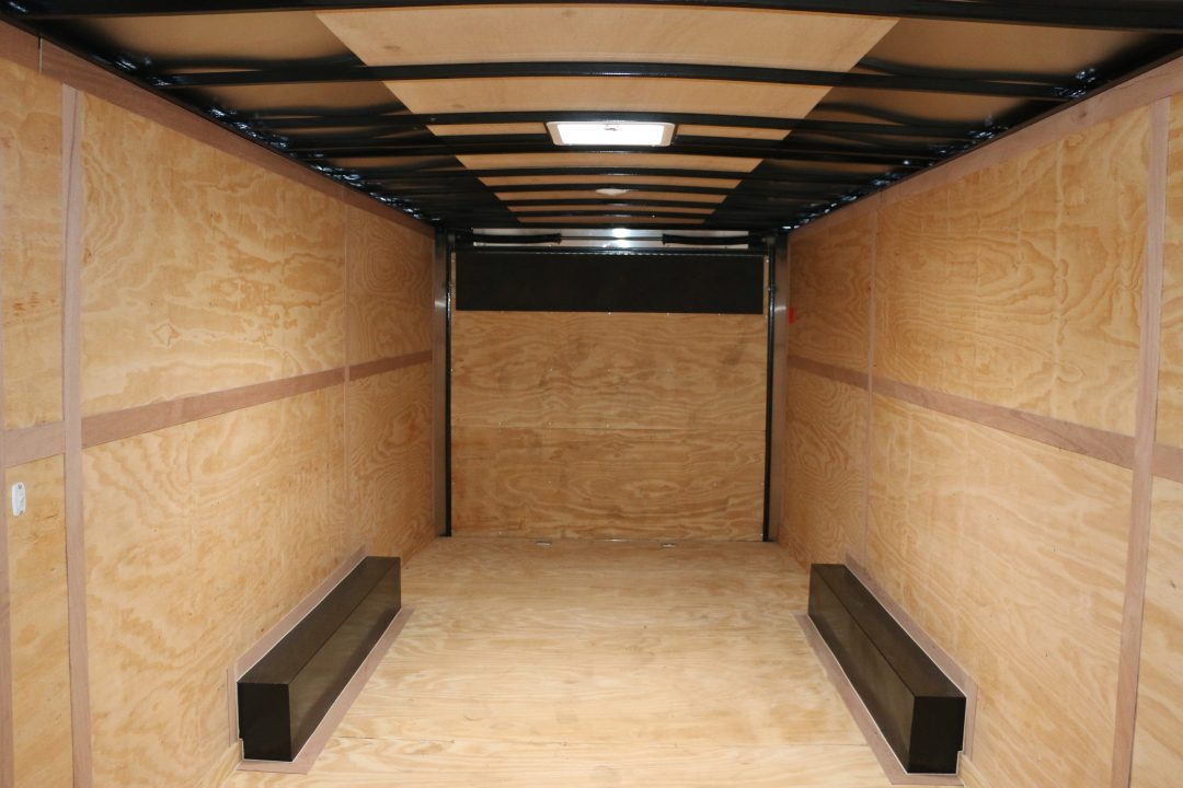 New 2027 Cargo Mate 8.5X24 ECONO HAULER Cargo / Enclosed Trailer