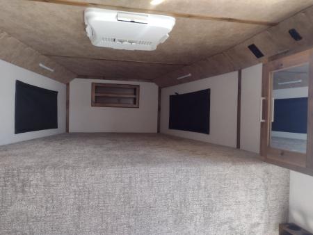 New 2027 Trails West Classic 4 Horse Trailer