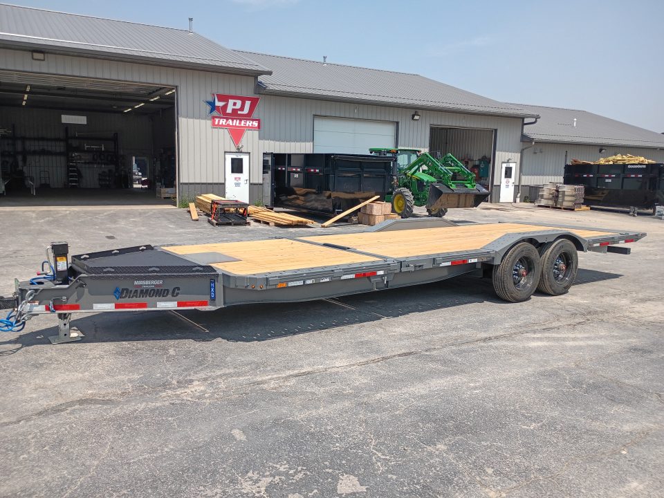 New 2026 Diamond C Trailers HXD210 24X102