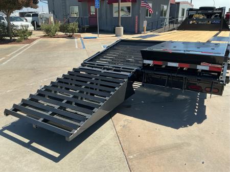New 2027 Big Tex Trailers 16GN-25D5A-MR 7FT X 25FT 17.5K GVW Gooseneck Equipment Trailer
