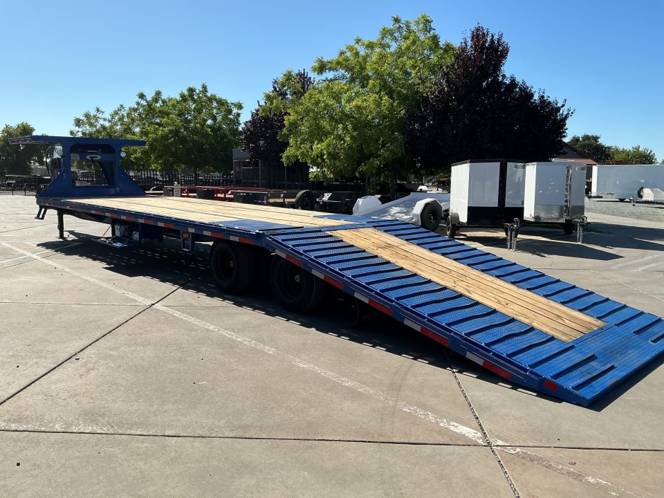 Used 2024 Diamond C Trailers FMAX216L38x102HDT 8.5FT x 38FT 40k GVW Equipment Trailer