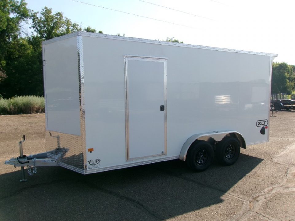 2027 E-Z Hauler