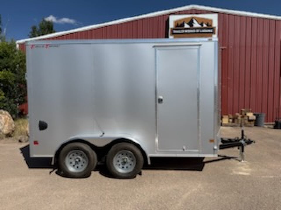 New 2027 Wells Cargo Fast Trac 6X12 V-Nose Cargo