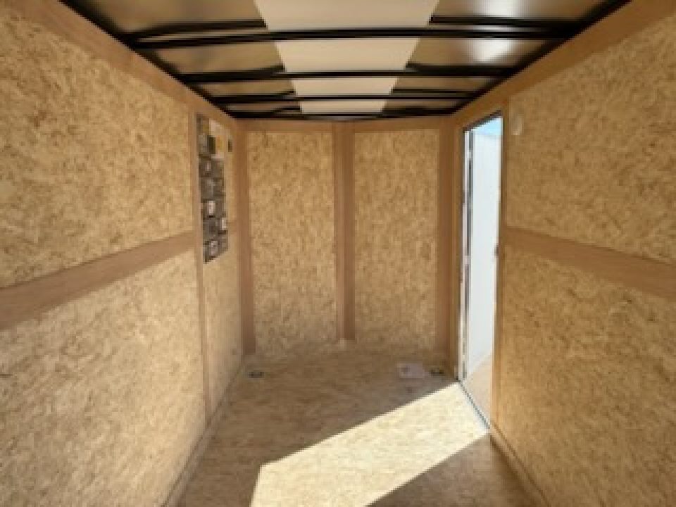 New 2027 Wells Cargo Fast Trac 6X12 V-Nose Cargo