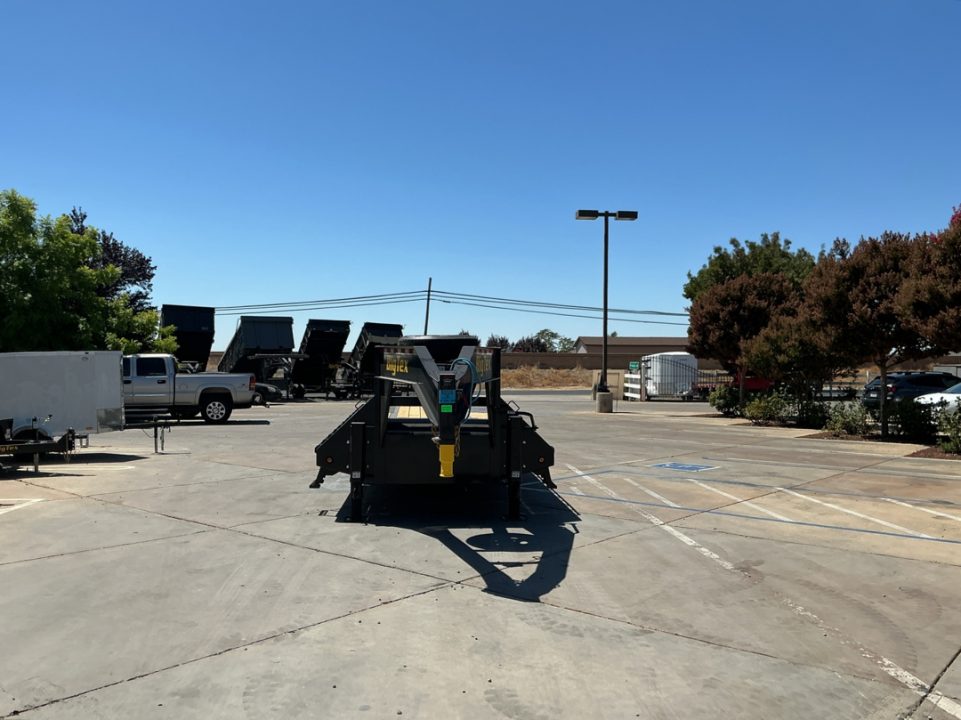 New 2027 Big Tex Trailers 22GN-30D5A-MR 8.5FT X 30FT 23.9K GVW TA Gooseneck Equipment Trailer