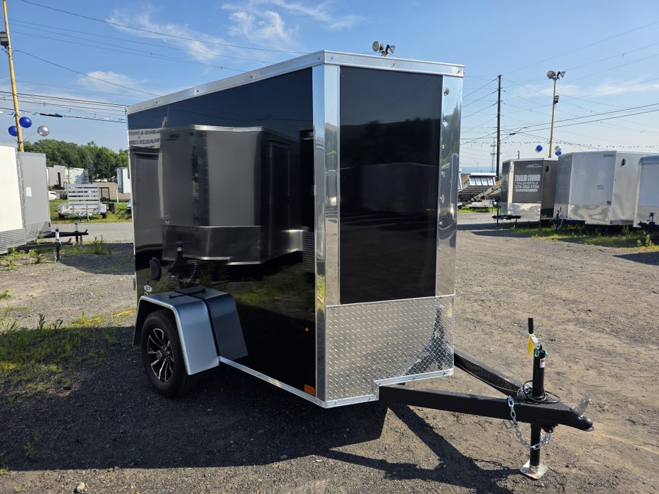 New 2027 Look Trailers ST DLX 5X8 - RAMP DOOR Cargo / Enclosed Trailer