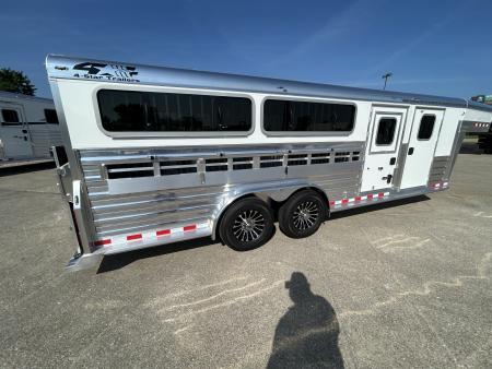 New 2026 4-Star Trailers 7'6"x22' 8 Pen ShowStock Trailer